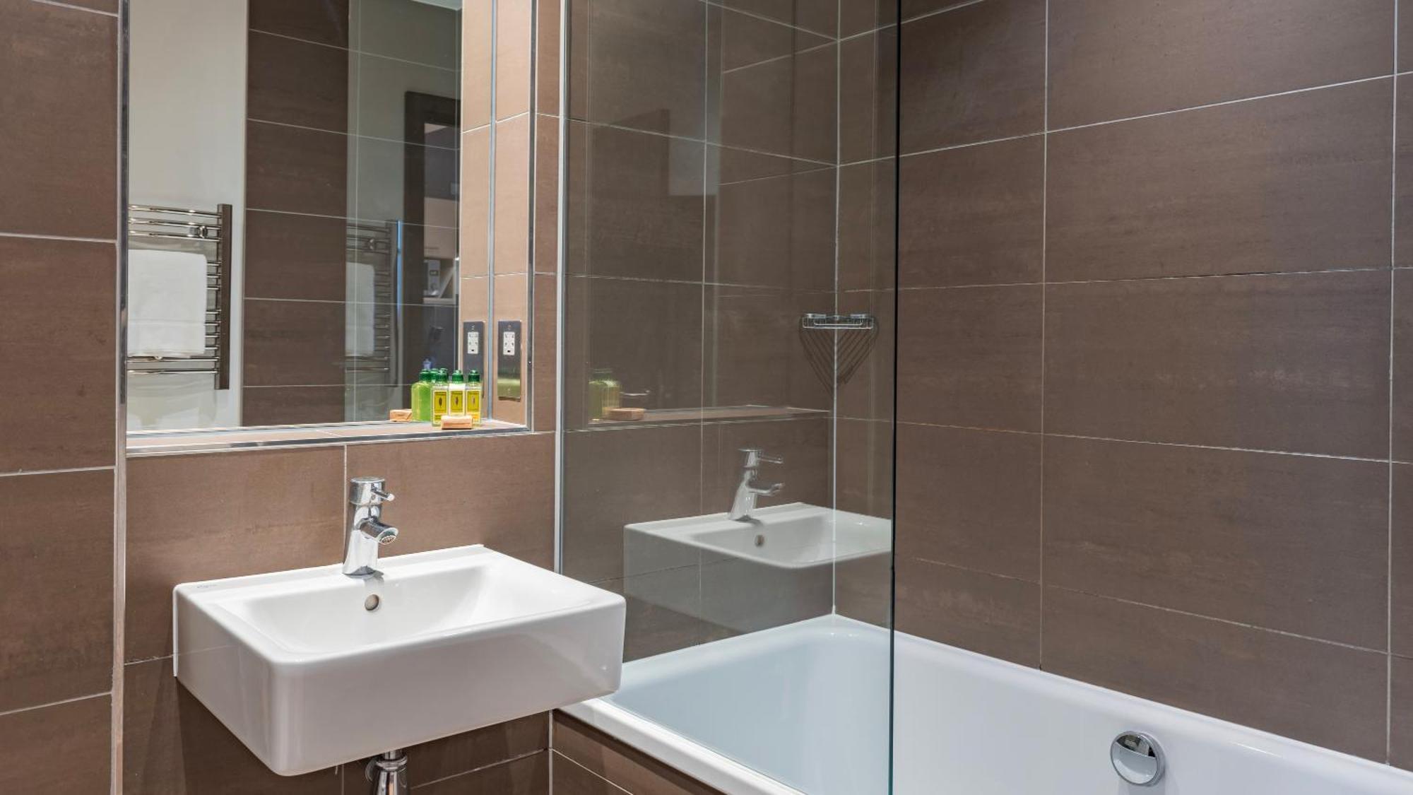Cannon Street Serviced Apartments By Lovelystay Londres Exterior foto