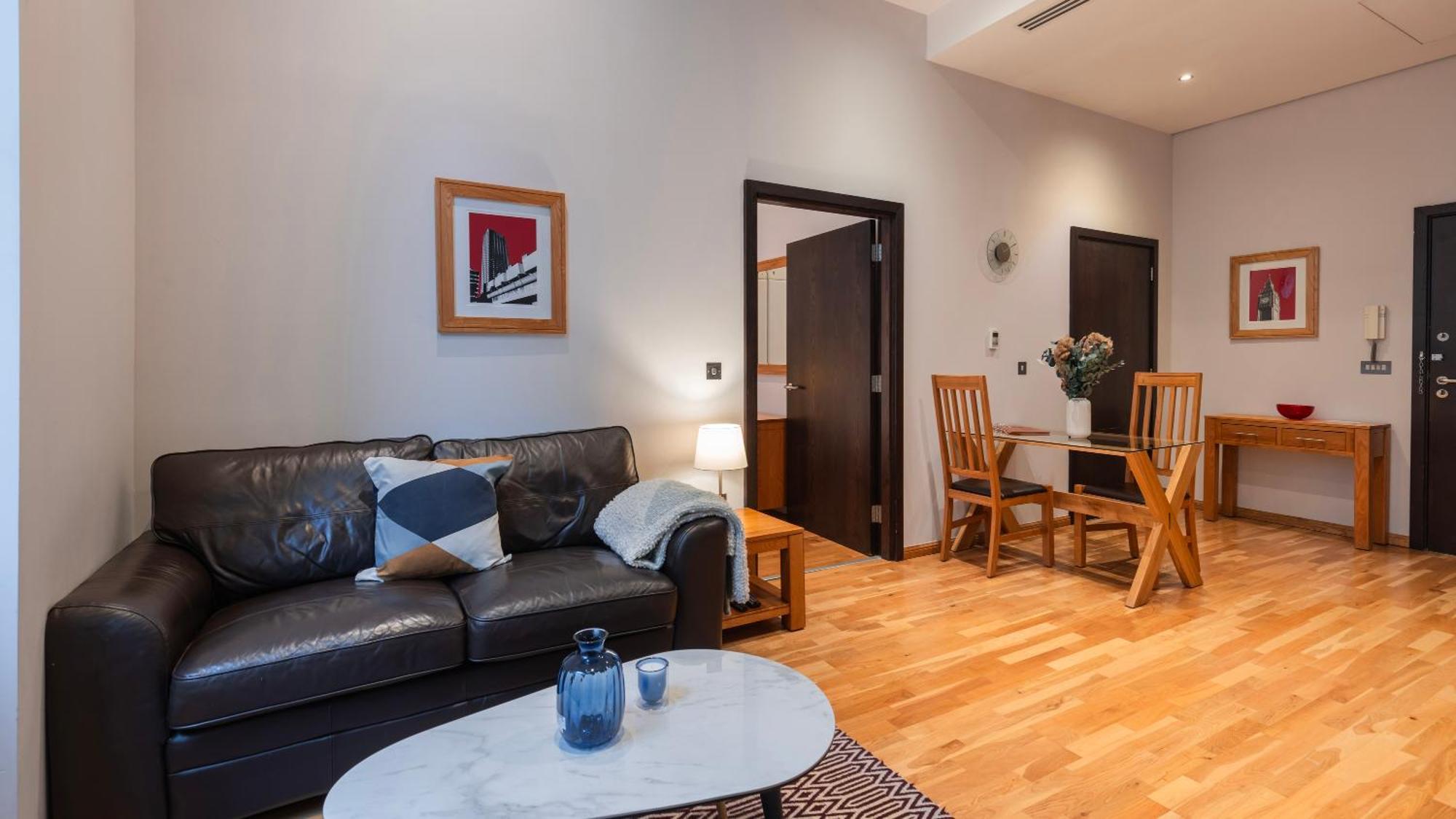 Cannon Street Serviced Apartments By Lovelystay Londres Exterior foto